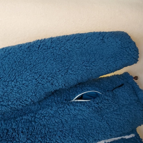 Be Boundless Reversible Jacket - Picture 3 of 16